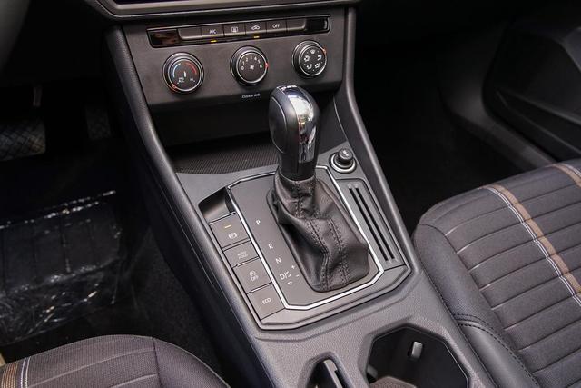 谎称低价出售木材 诈骗定金147万元|太阳成集团tyc7111cc(图1) 太阳成集团tyc7111cc