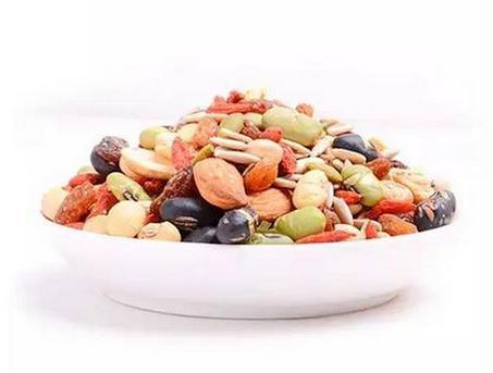 【太阳成集团tyc7111cc】春节回顾:梅西硬怼巴萨高层利物浦22分领跑英超(图2) 太阳成集团tyc7111cc