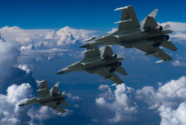 太阳成集团tyc7111cc:讲谈社《秒速五厘米》、《深红累之渊》等作品网易漫画同步连载(图1) 太阳成集团tyc7111cc