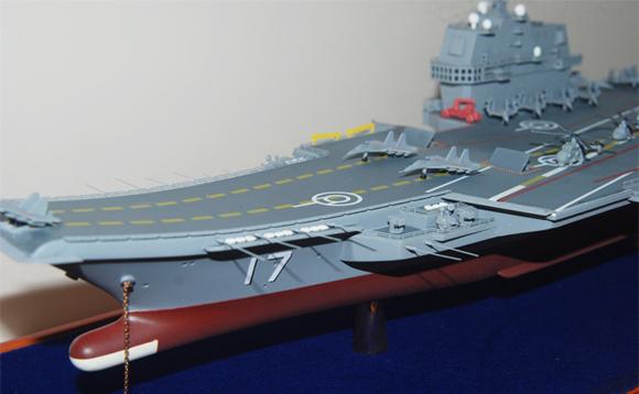 普通百姓巧做竹文章 重竹地板废料“变身”裤架‘太阳成集团tyc7111cc’(图1) 太阳成集团tyc7111cc